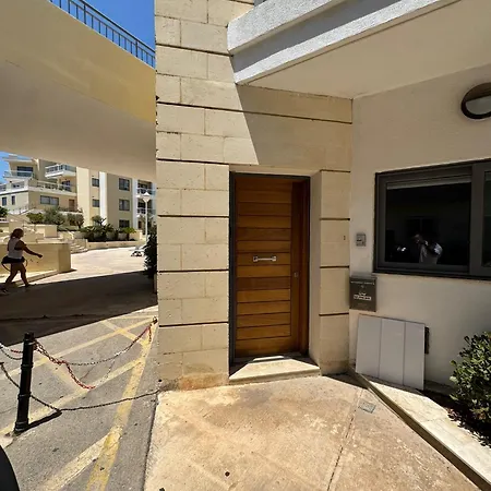 Sea Breeze Terrace - Holiday home Marsaskala