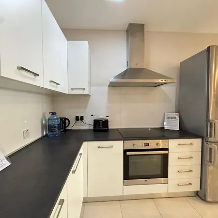 בית נופש Sea Breeze Terrace - מרססקלה